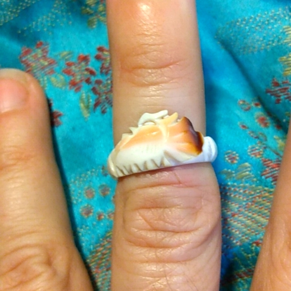 Bone ring vintage